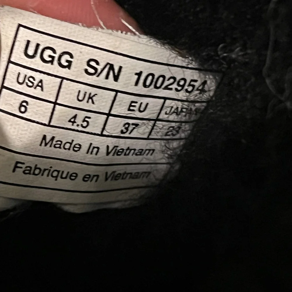 UGG Australia Bailey Bow II Black Suede Shearling Boots 1002954 Womens 6